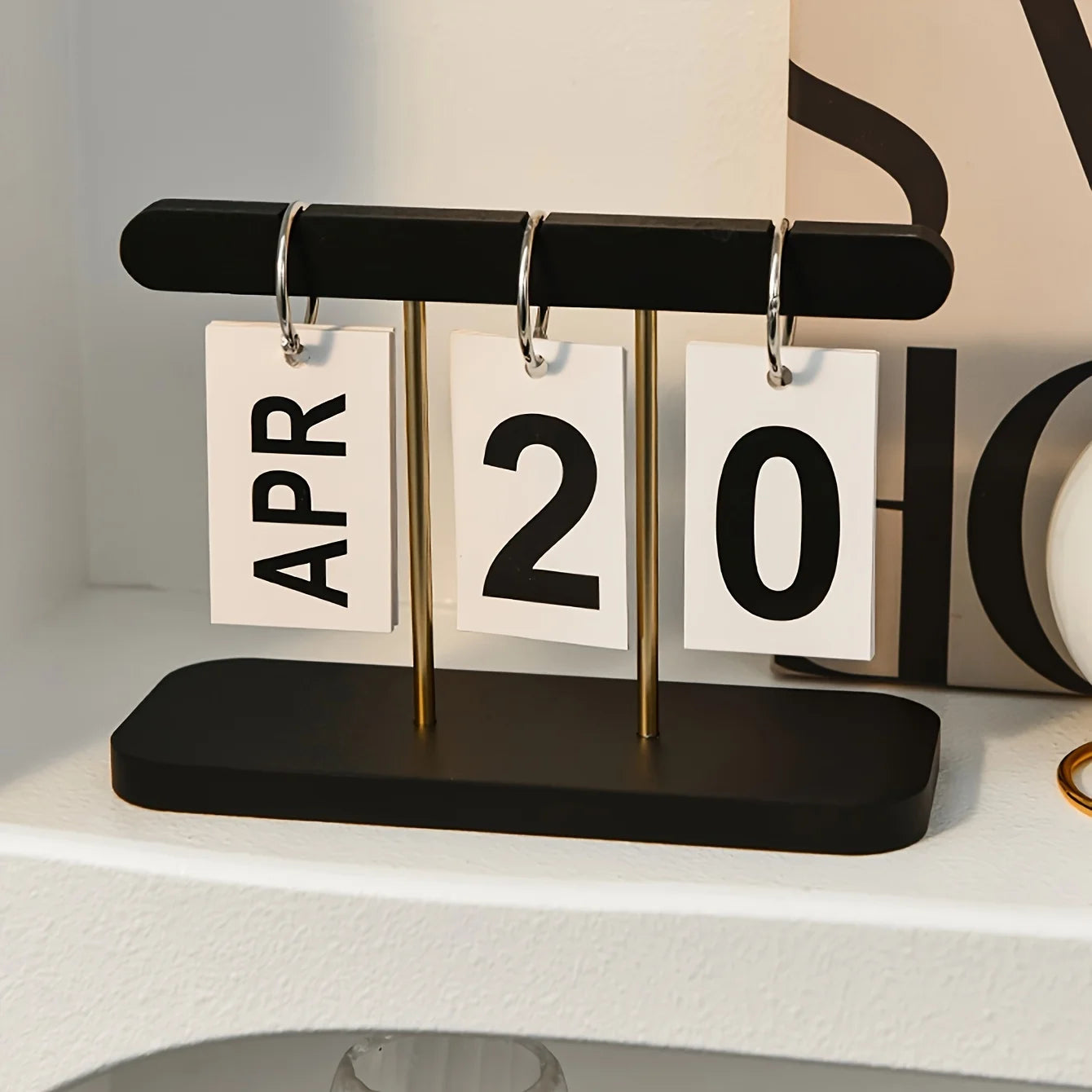 Elegant Minimalist Flip Desk Calendar™
