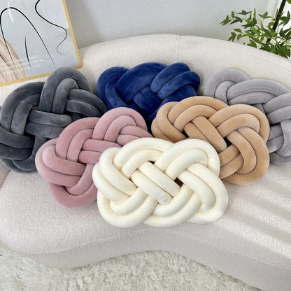 Chic Knotted Geometric Throw Pillow™
