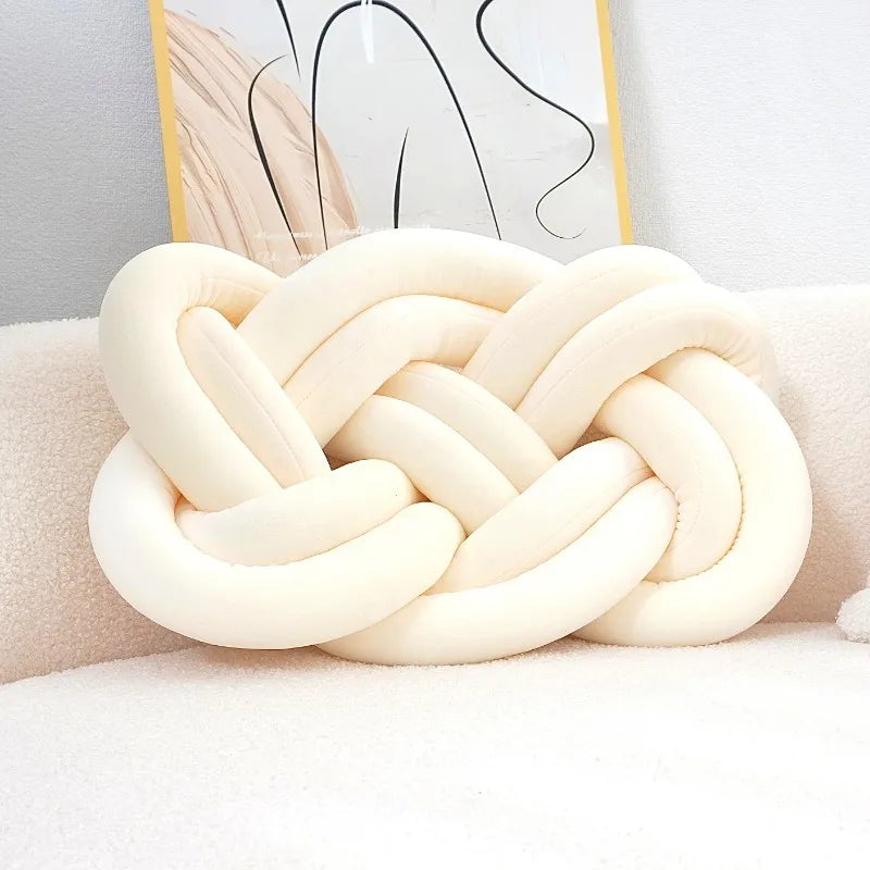 Chic Knotted Geometric Throw Pillow™