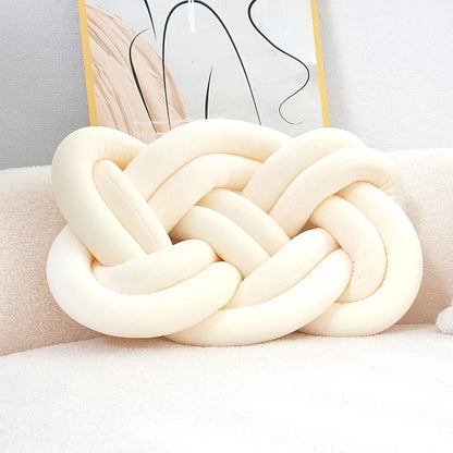 Chic Knotted Geometric Throw Pillow™